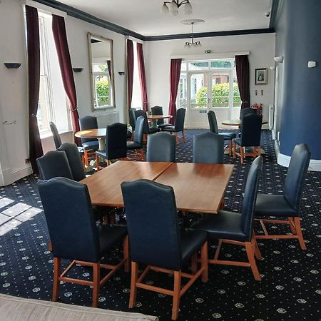 The Knighton Apartment Extérieur photo