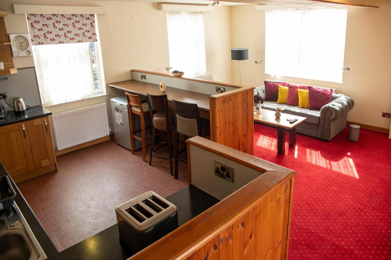 The Knighton Apartment Extérieur photo